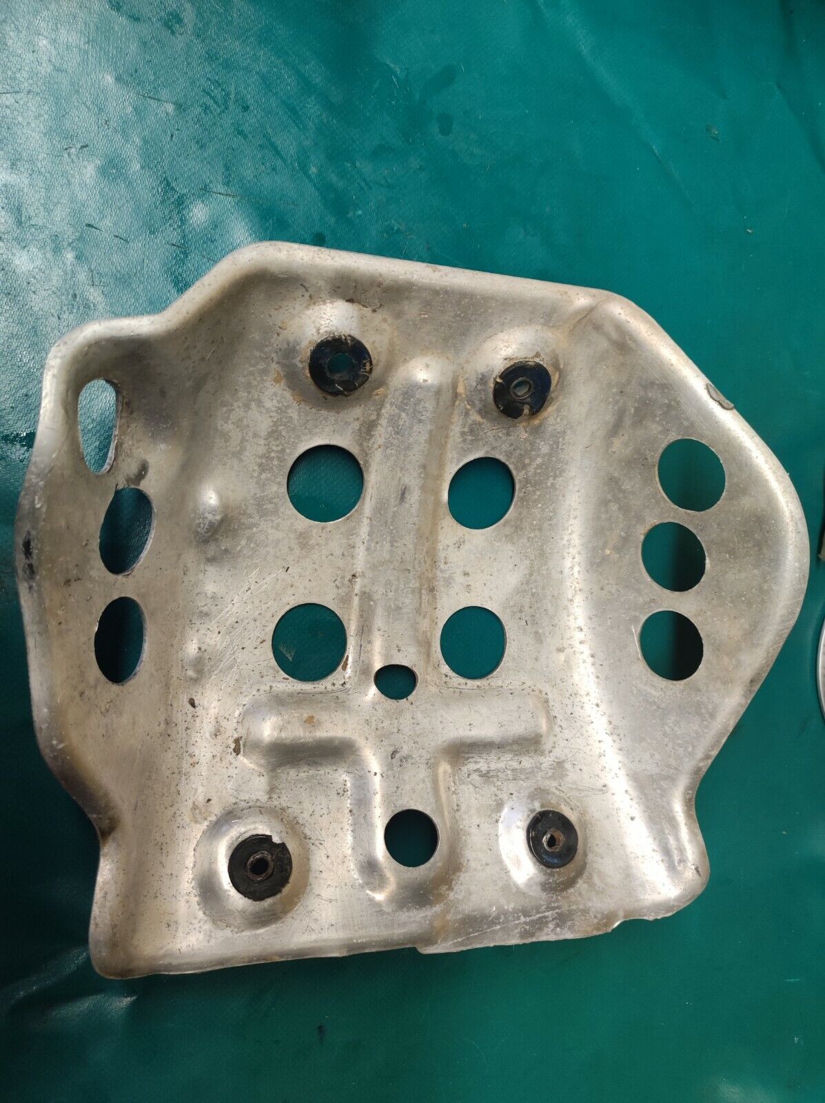 Carter de protection sous moteur 600 Suzuki DR trail