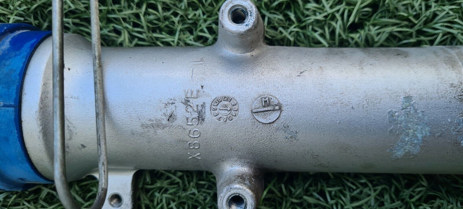 Fourche 650 Dr Suzuki diesel  90-92 (code pe) Diam 41
