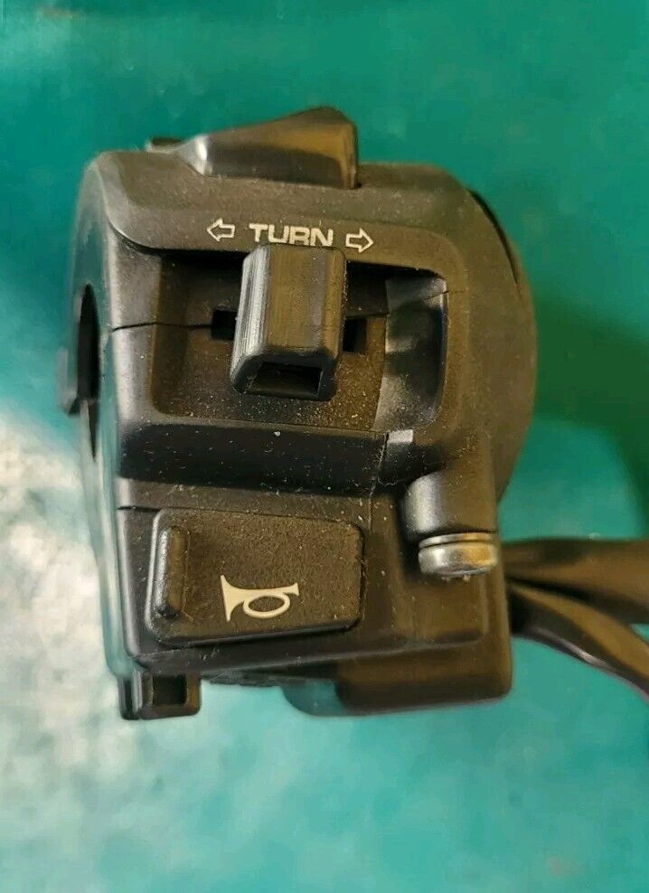 Commodo Éclairage Honda 600 Hornet 2007 (24352 )