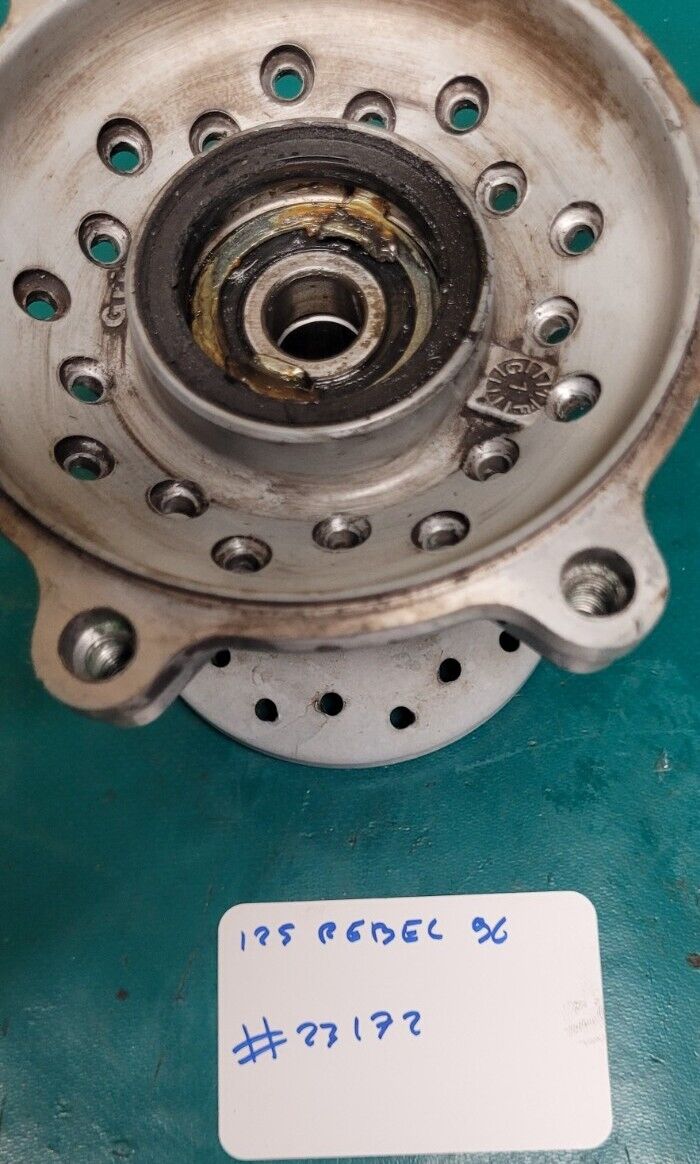 Moyeu De Roue Avant 125 HONDA rebel 1996 (Rf #23172)