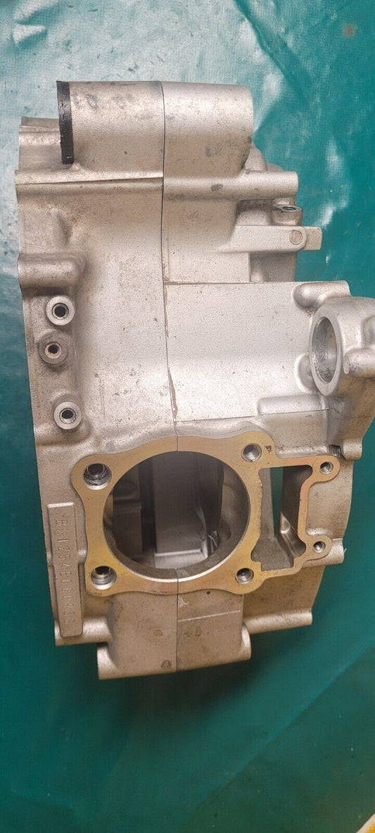 Carter moteur la paire KAWASAKI 125 eliminator 1999