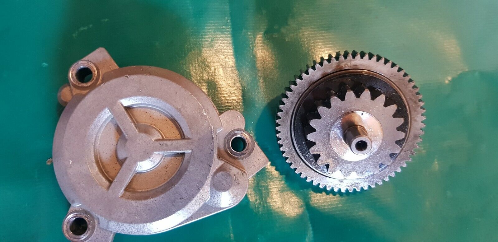 Pignon de démarreur et Carter extérieur KTM 350 sxf 2011 4t