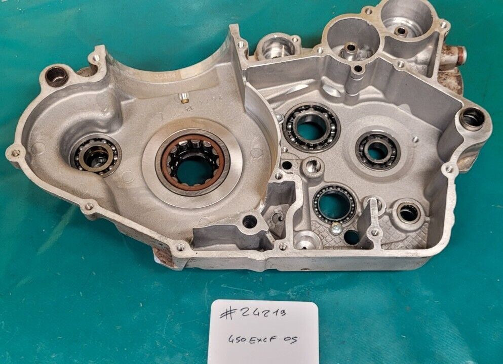 Carter Moteur Côté Embrayage KTM 450 EXCf 2005 59030004100r (24219)