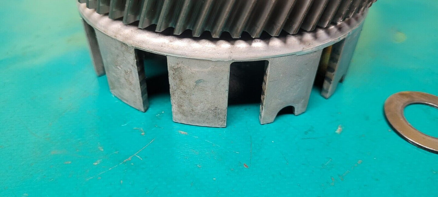 Cloche D Embrayage HYOSUNG GV 125 Aquila 06 (23760)