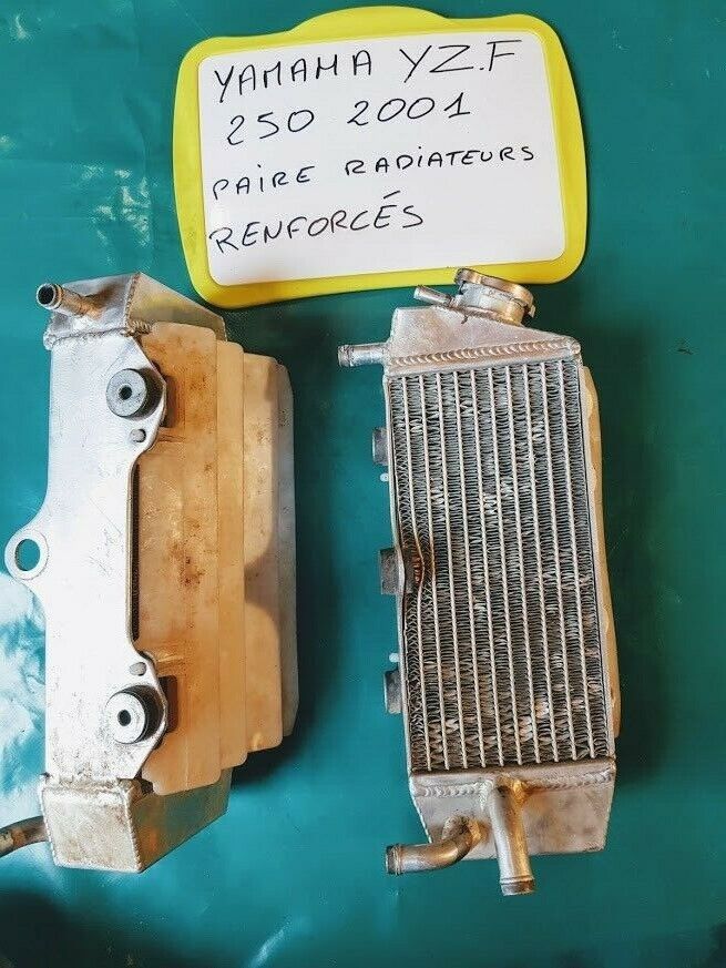 Radiateurs renforcés (la paire) avec écopes d'air YAMAHA 250 YZF de 2001