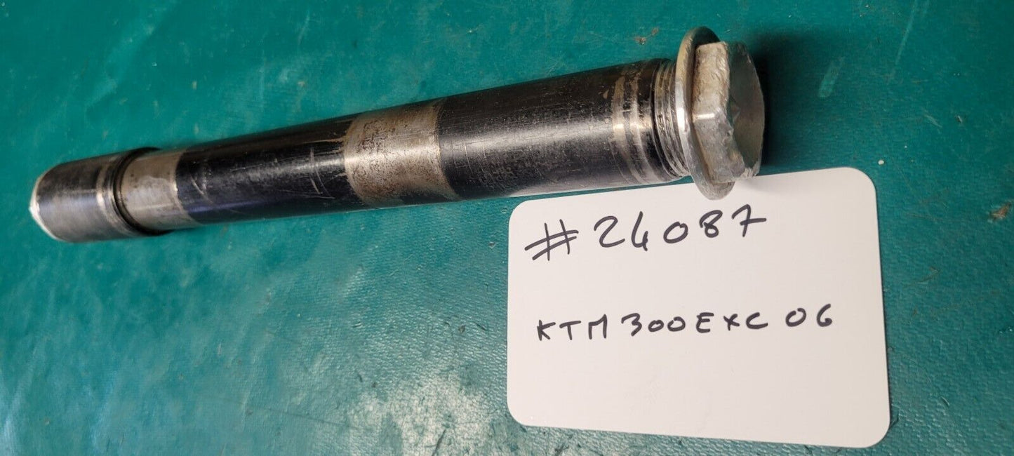 Axe De Roue Avant 300 EXC KTM 2006 (24087)