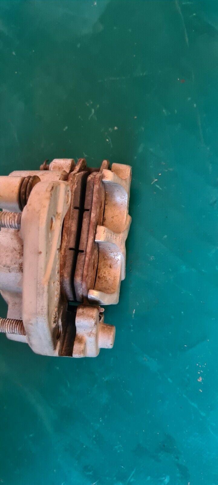 Étrier de frein avant brembo avec plaquettes 450 VOR 2000
