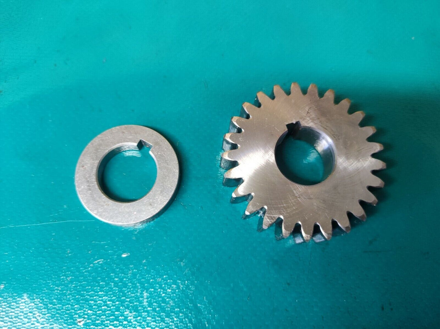 Engrenage sur vilebrequin scorpa 280 easy 1998