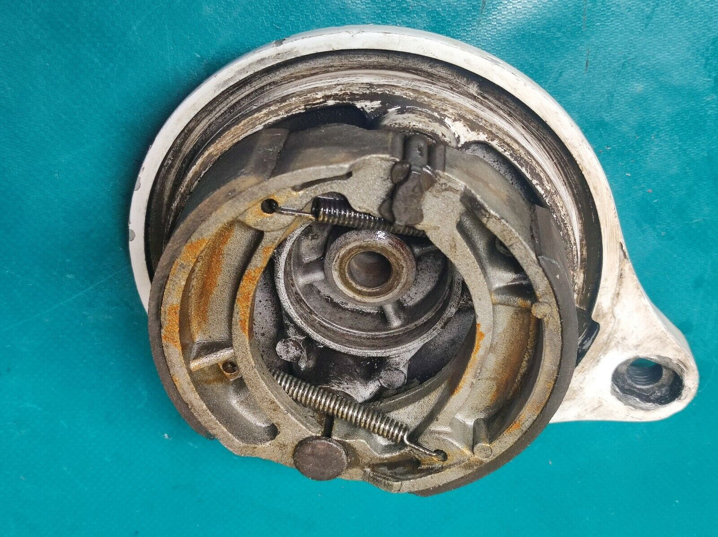 Tambour de frein arriere HONDA NSR 50 1988