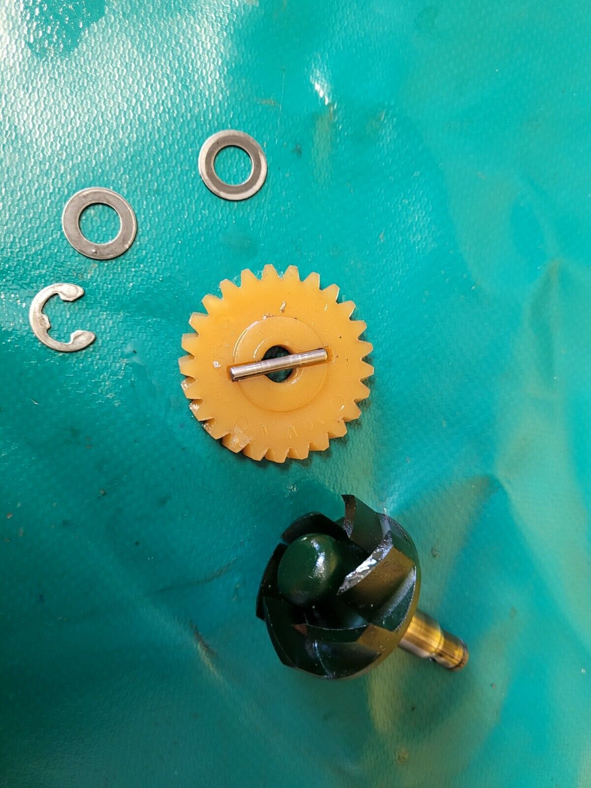 Kit pompe à eau avec engrenage YAMAHA 125 DT lc modele 10V
