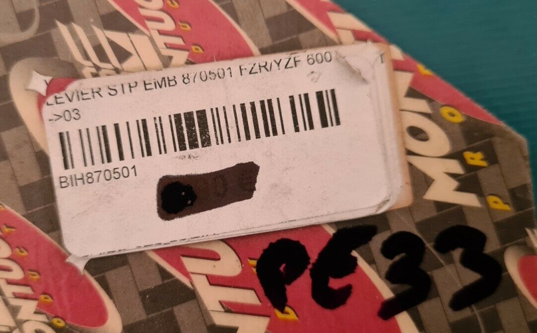 Levier embrayage Yamaha YZF R6 jusqu'à 03 .. voir détail sur photo 2 (code PE33)