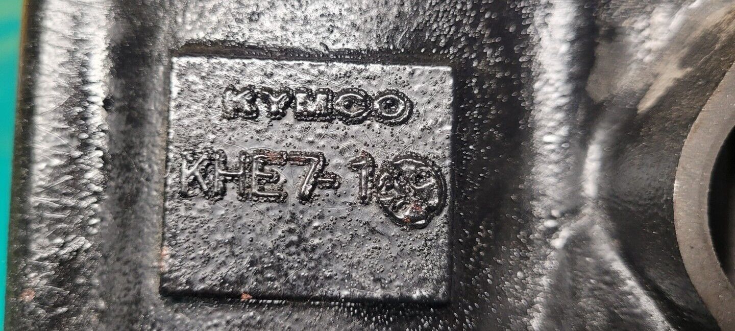 Cylindre Piston 1000 Km KYMCO 250 MXU 2005 (23692)