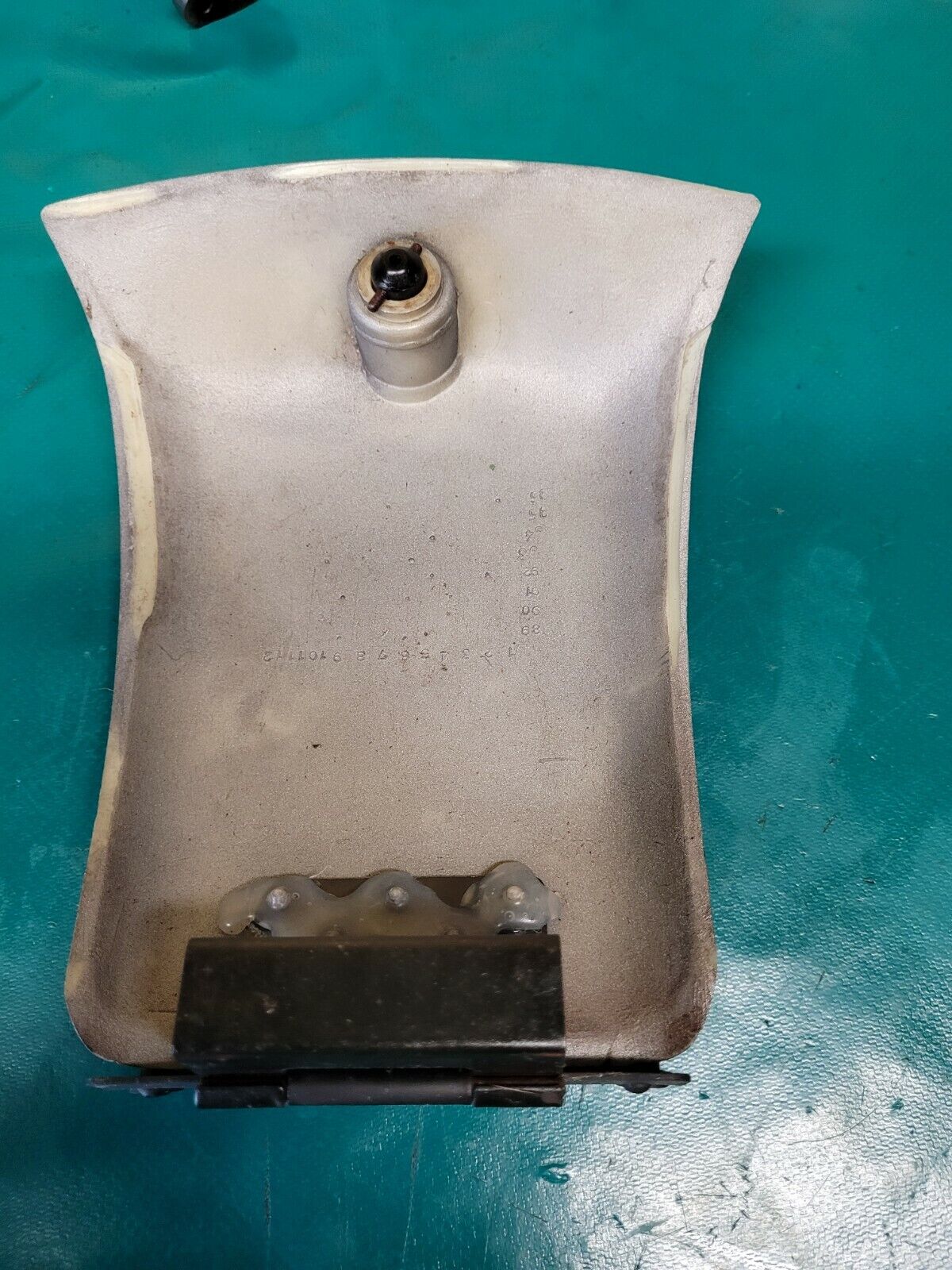 Cache trappe de réservoir 125 Honda transcity NX 1997