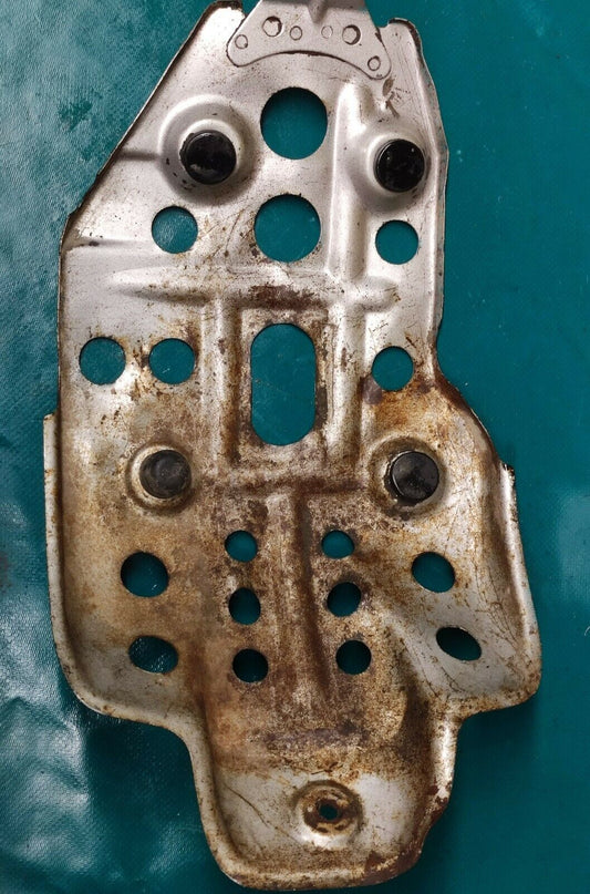 Sabot moteur YAMAHA 125 XT modele 12V