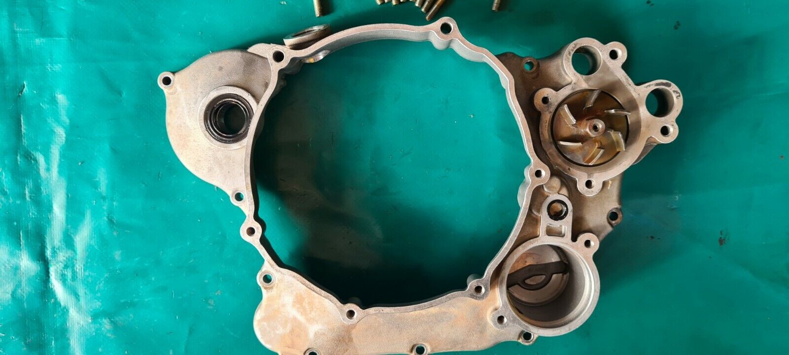 Carter creux côté embrayage avec pompe à eau 250 TM fi mx 2011