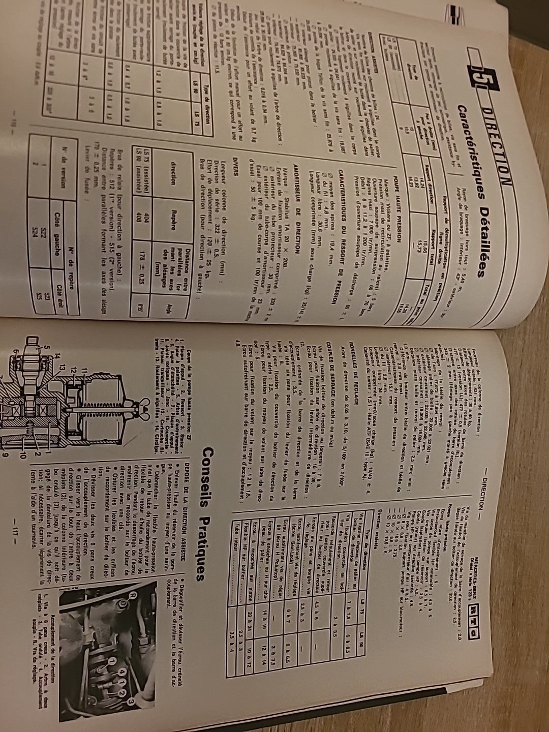 Revue Technique Auto Mercedes W123 Diesel RTA de 216 pages (Liv102)