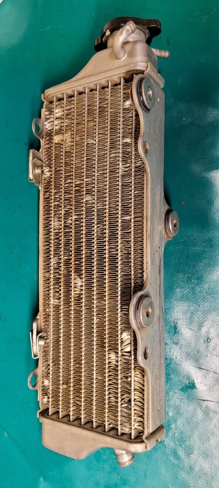 Radiateur côté avec bouchon 510 te Husqvarna 2006