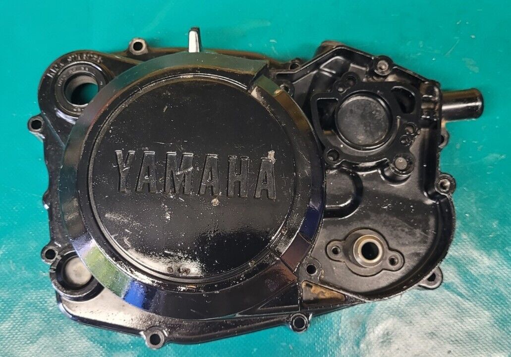 Carter extérieur côté embrayage 200 YFM blaster Yamaha ph1