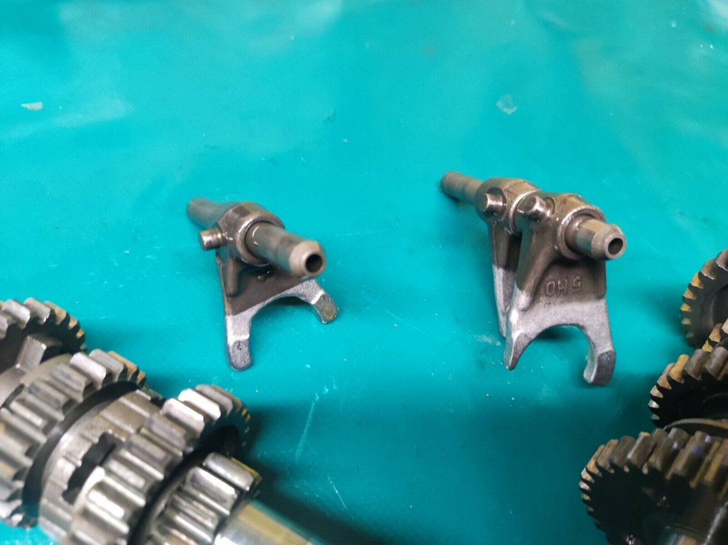 Boîte à vitesse complète avec kit fourchettes YAMAHA 125 XT modele 12V