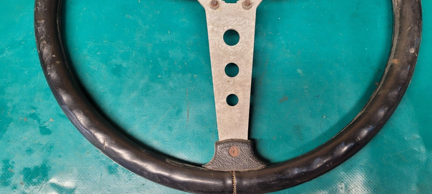 Volant HOLLEBORE Cuir Authentique Env D350mm à Restaurer (24193)