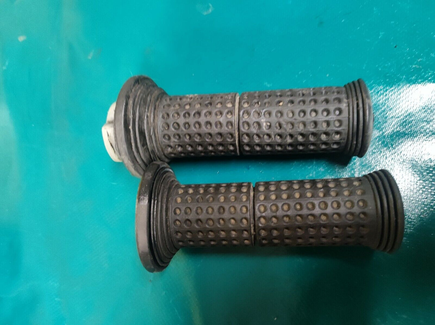 Poignées avec tirage vintage progrip YAMAHA 125 XT modele 12V