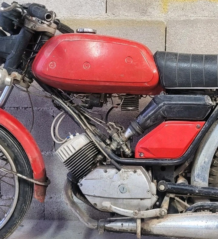 Chromes De Reservoir Et Tapis Motoconfort lt125 (BICYLKNDRE) (#24673)