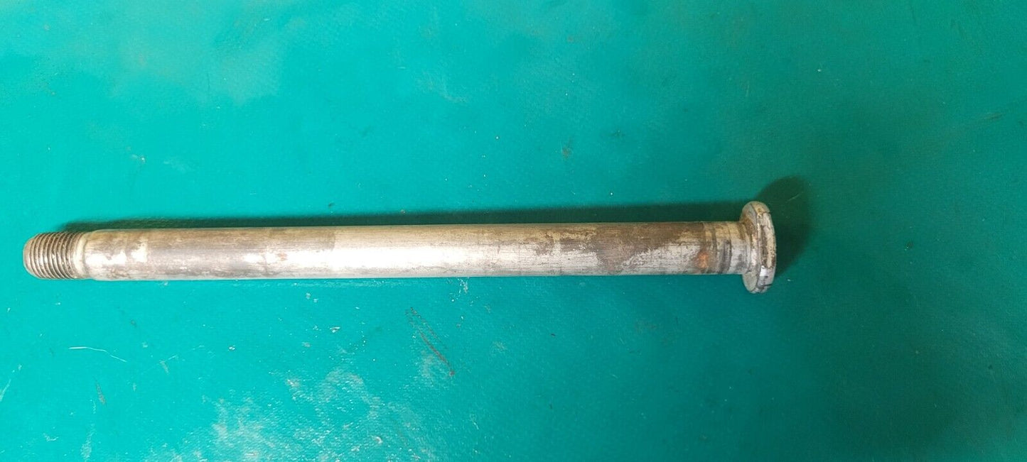 Axe de bras oscillant Kawasaki 250 KXF 2004