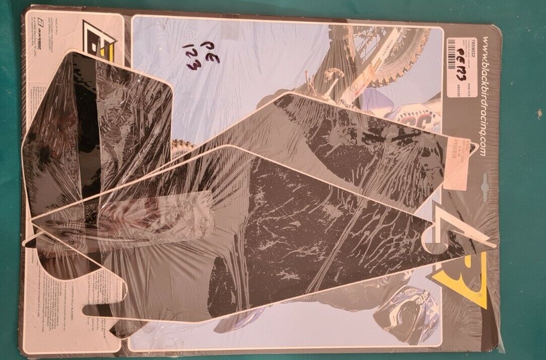 Kit Fond de plaque numéro Gas Gas de 2007 à 2008 enduro noir (code PE123)