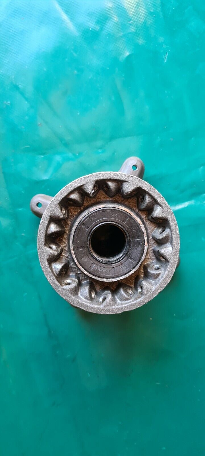 Moyeux de roue avant HUSQVARNA 250TC 2010 (cross 4T)