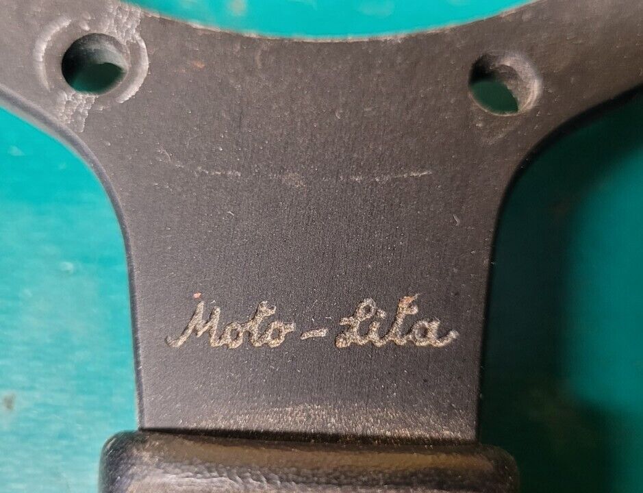 Volant Moto-lita Cuir Authentique Env D270mm à Restaurer (24192)