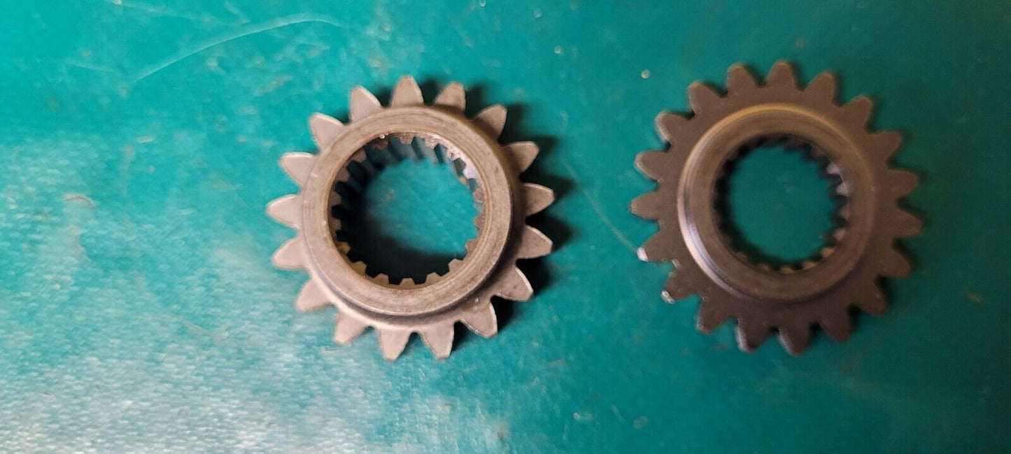 Pignon Engrenage Cloche Vers Vilebreq Suzuki 125 rm 1987 Type Rf13a (Rf #23335)
