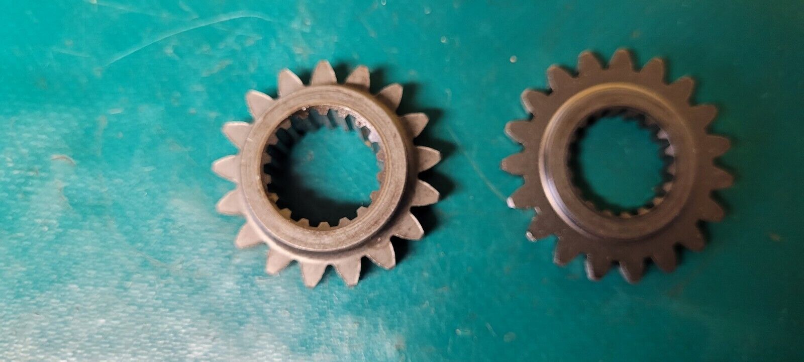 Pignon Engrenage Cloche Vers Vilebreq Suzuki 125 rm 1987 Type Rf13a (Rf #23335)