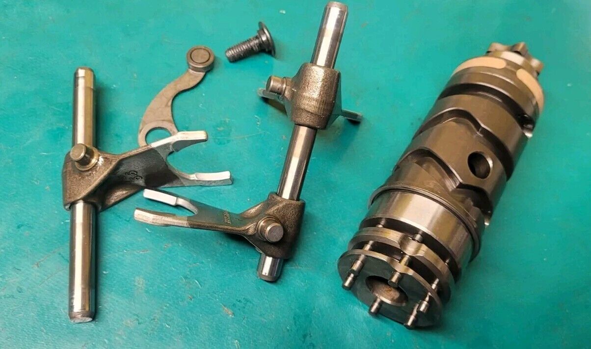 Barillet Fourchettes De Boite Vitesse Ducati Multistrada 1000ds 03 (#24631)