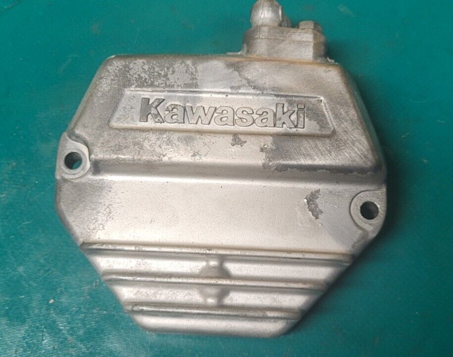 Carter couvre chaîne distribution KAWASAKI 125 eliminator 1999