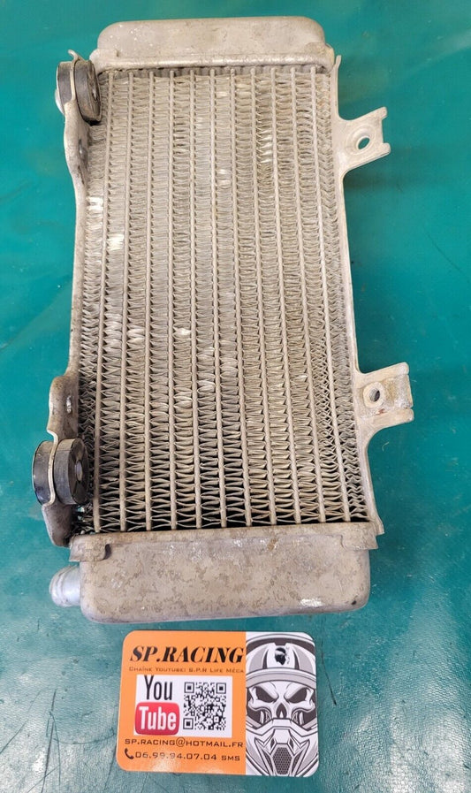 Radiateur Côté Sans Bouchon Honda 250 CRF 2005 (#23556)
