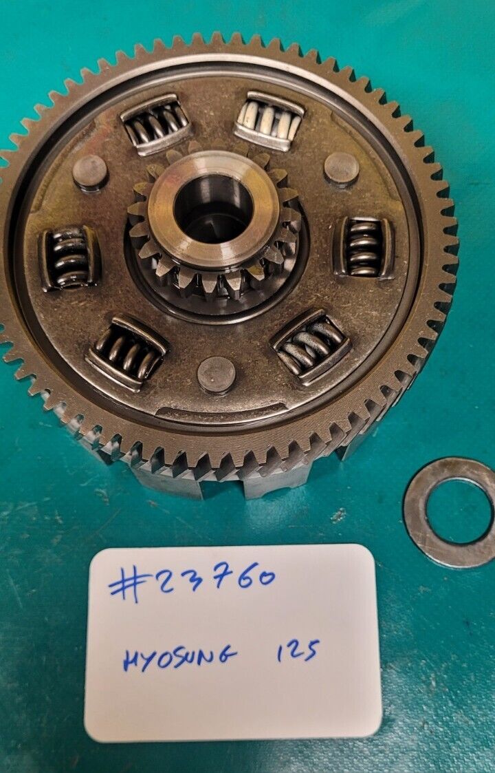 Cloche D Embrayage HYOSUNG GV 125 Aquila 06 (23760)