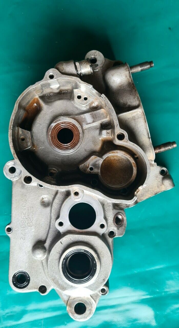 Paire de carters moteur 200 EC gasgas 1999