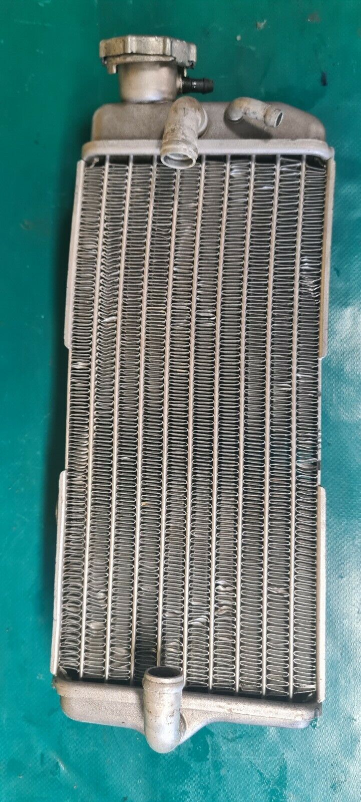 Radiateur moteur côté avec bouchon 400 GASGAS VTREC400FS 2002