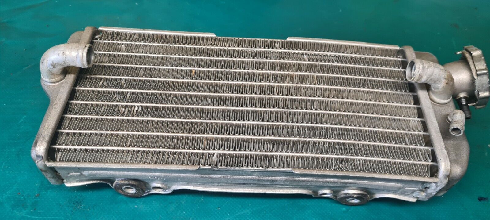Radiateur moteur côté avec bouchon 400 GASGAS VTREC400FS 2002