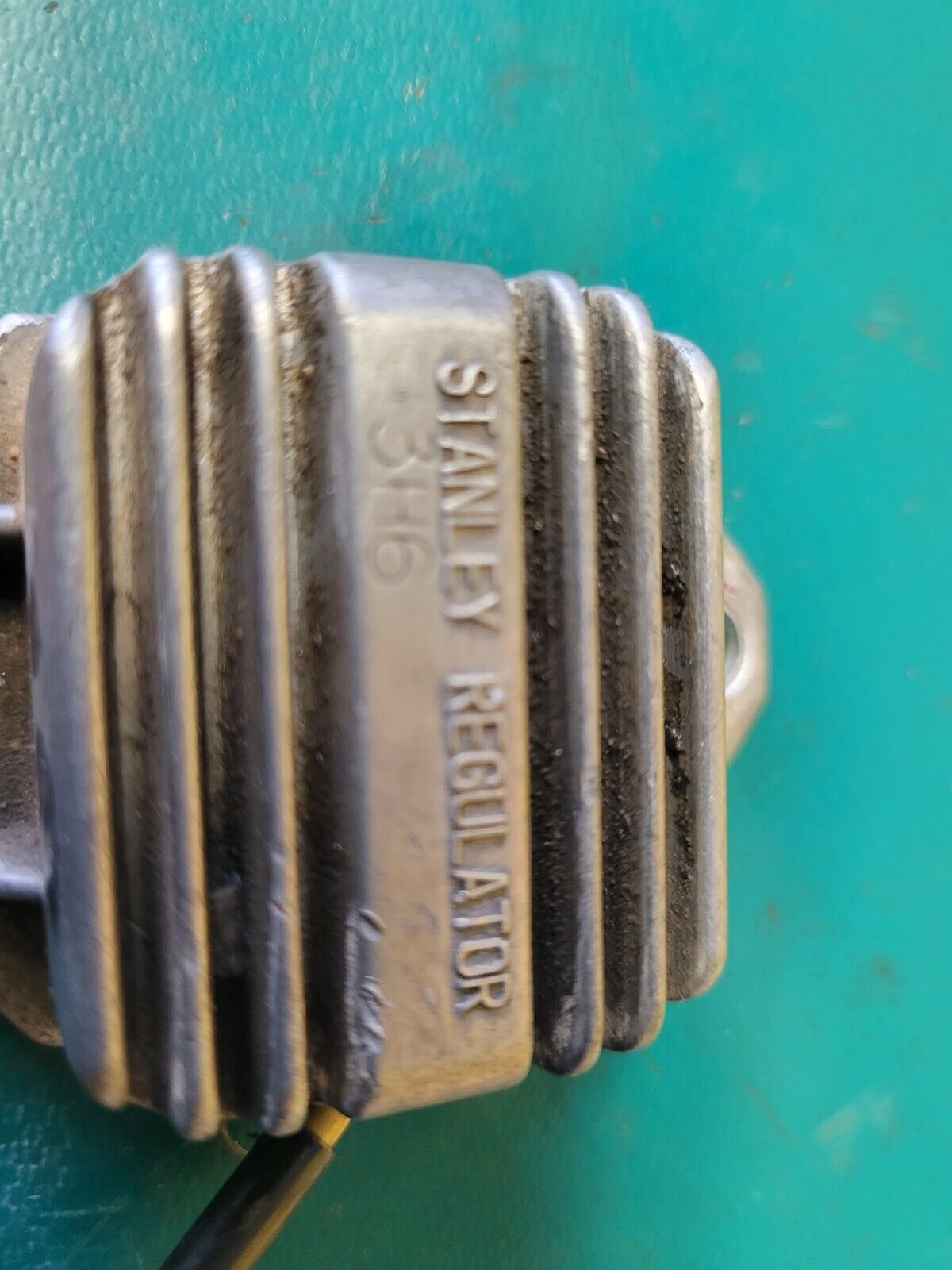 régulateur Yamaha 125 XT 12V 3YU 1993 (Rf #23516)