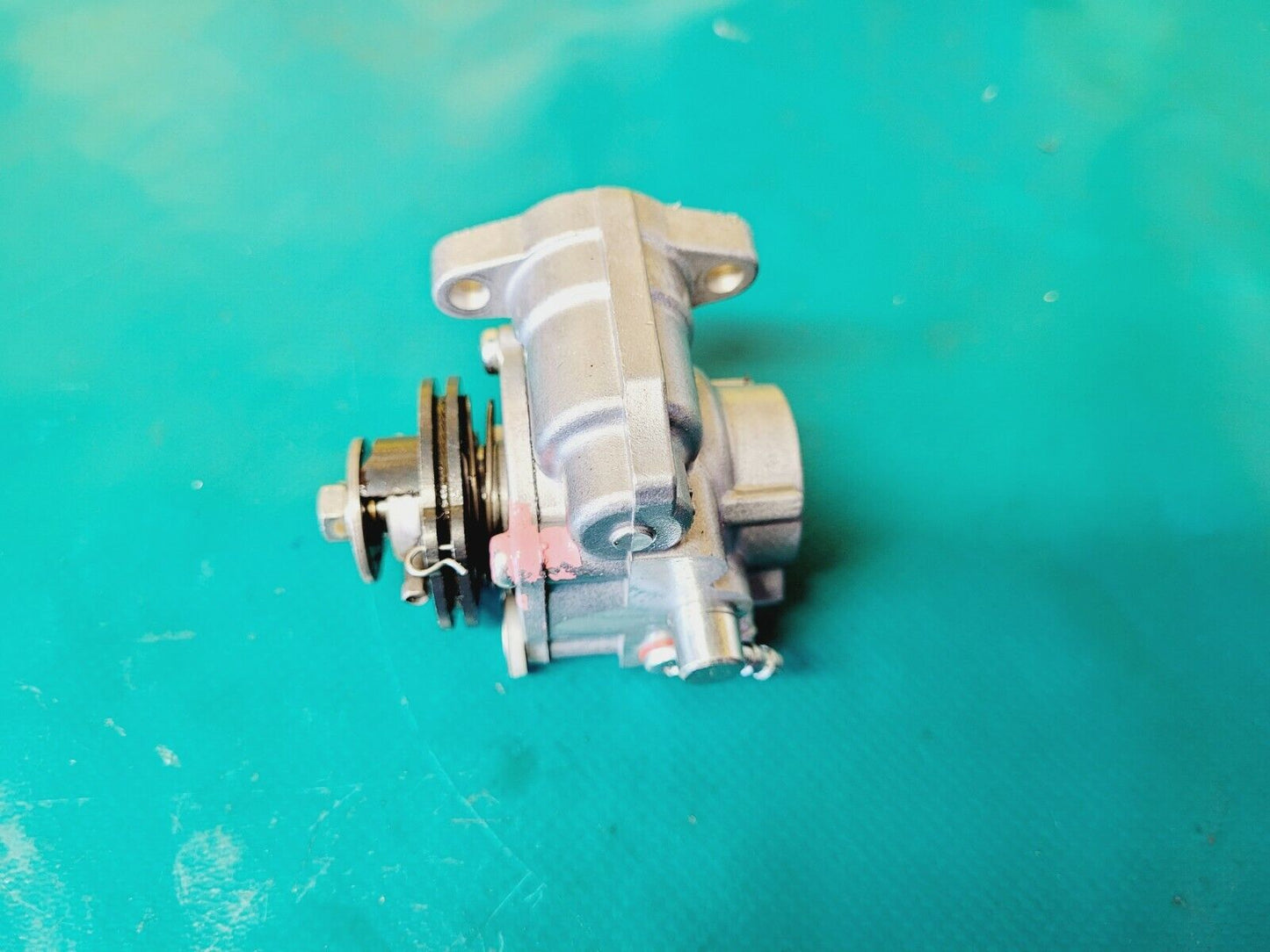 Pompe à huile YAMAHA 125 DT lc modele 10V