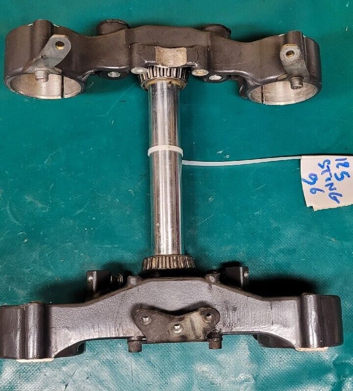 Colonne De Direction T De Fourche KTM sting 125 1996 (Idem Dt)