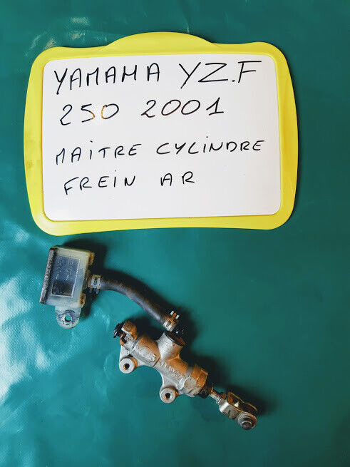 Maitre cylindre de frein arrière avec bocal YAMAHA 250 YZF de 2001