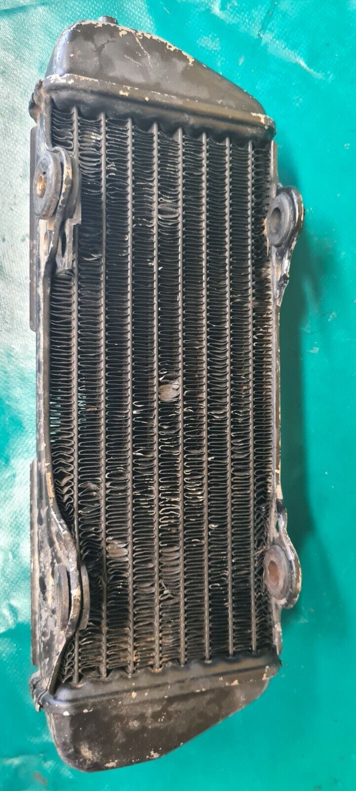 ratiateur cote sans bouchon KTM 250 EGS 1996 556
