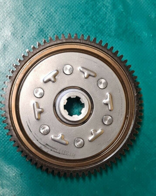 Couronne d'embrayage 88 YCF 2010