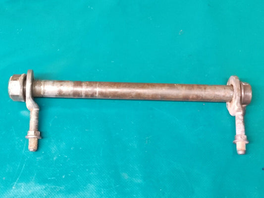 Axe de roue arrière 250 EC Gas Gas 2002