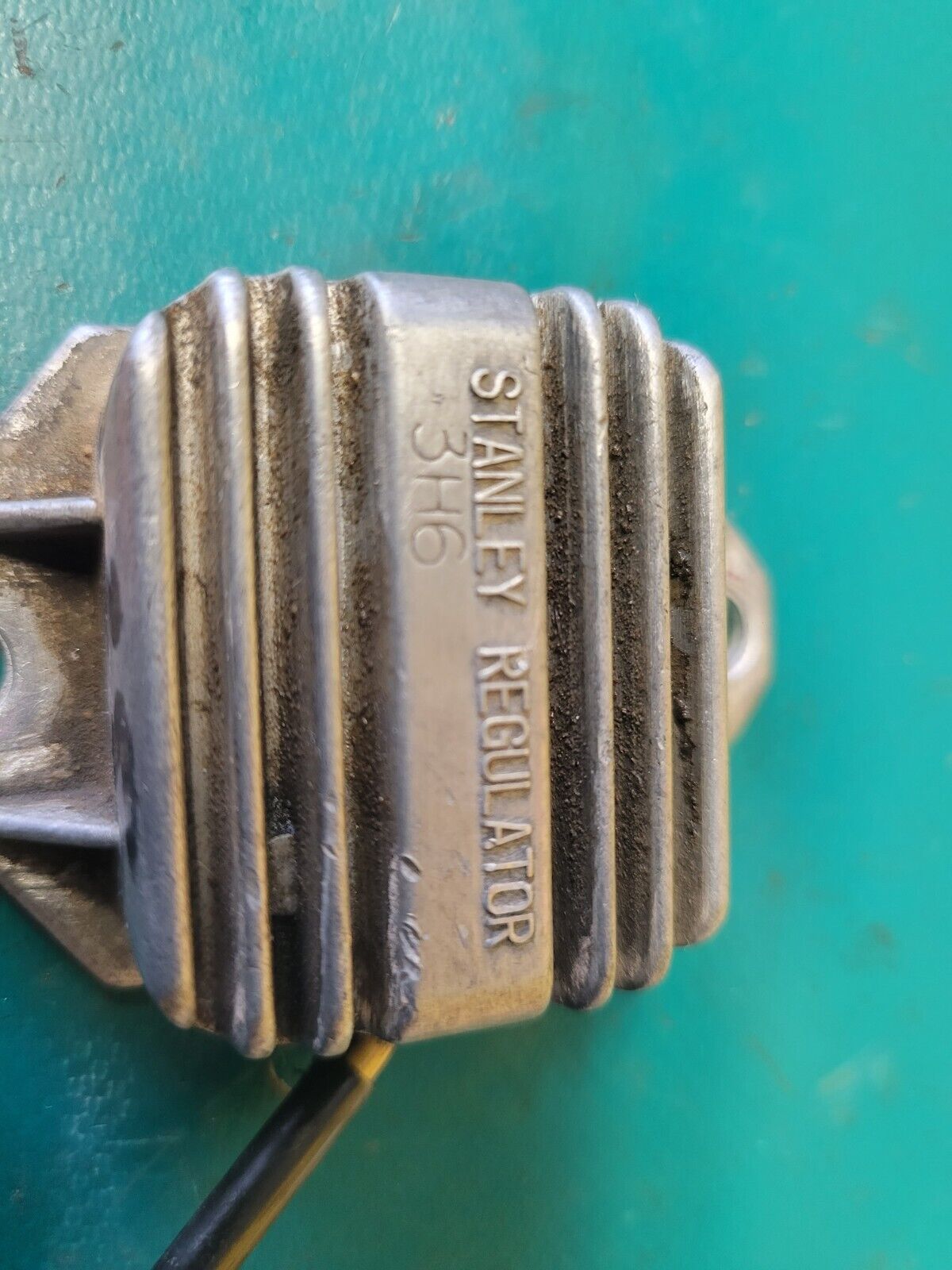 régulateur Yamaha 125 XT 12V 3YU 1993 (Rf #23516)