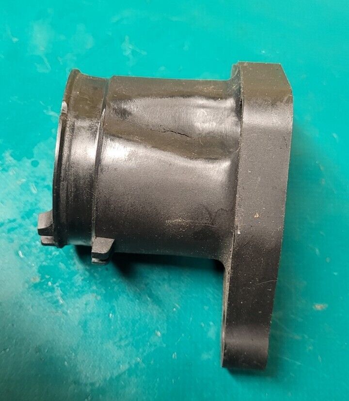 Pipe D Admission Legere Craquelures Mais etanche 650 Dominator Rd02 E (23926 )