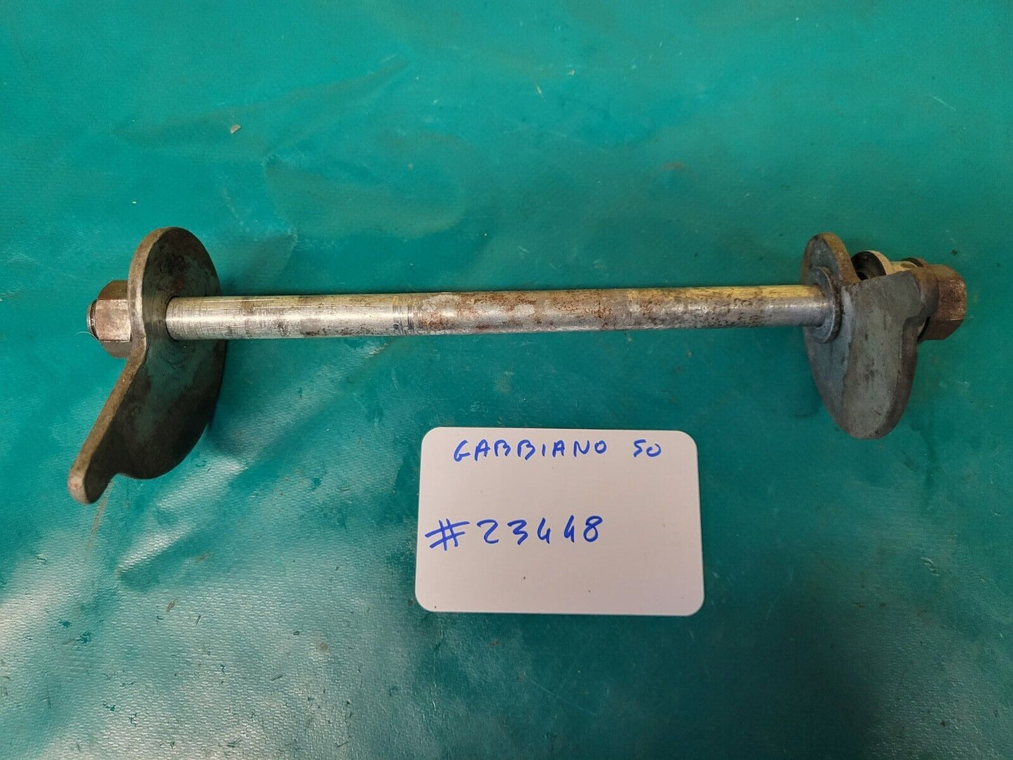 axe de roue arrière 50 Gabbiano 1973 Minarelli (#23448)