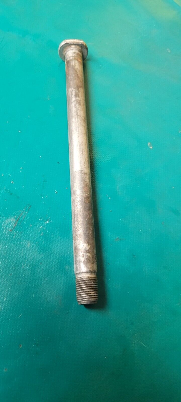 Axe de bras oscillant Kawasaki 250 KXF 2004
